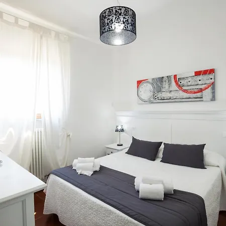 Szálloda Porta Romana - Lucehotels Siena