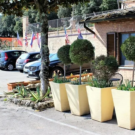 Szálloda Porta Romana - Lucehotels