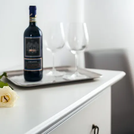 Porta Romana - Lucehotels