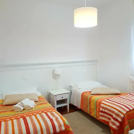 Hotel Porta Romana Di Luce 3*