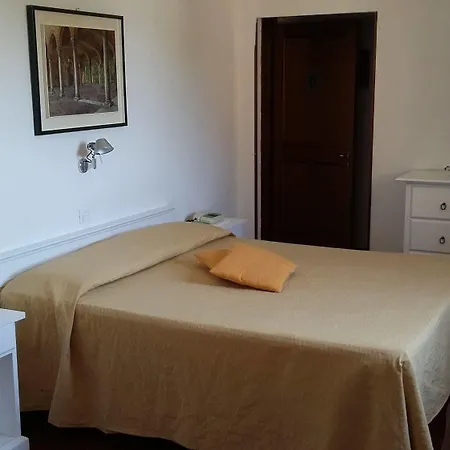 Porta Romana Di Luce Hotel