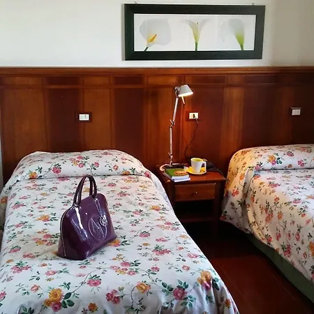 Hotel Porta Romana Di Luce