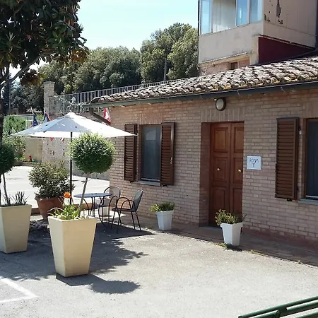 Hotel Porta Romana Di Luce